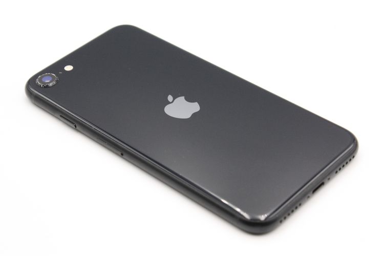 iPhoneSE ��3���� 64GB SIM�ե꡼ �ߥåɥʥ��� B���