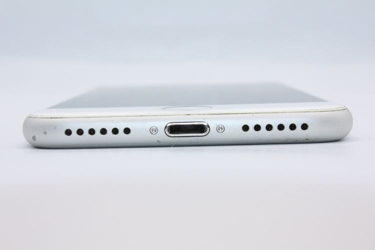 iPhone7 32GB SIM���å�����Ѥ� ����С� B���