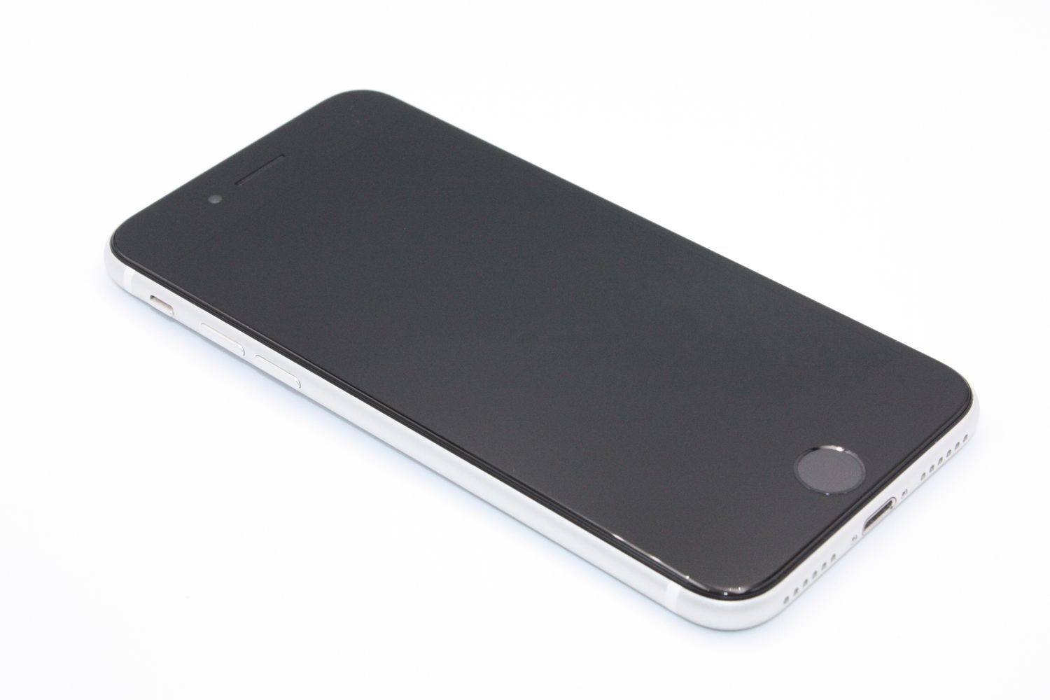 【美品】iPhone SE (第2世代) ブラック 本体 中古】iPhone SE 第2世代 64GB ブラック MHGP3J／A SIMフリー