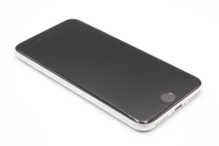 ���� iPhoneSE ��2���� 64GB �ۥ磻�� SIM�ե꡼ A���