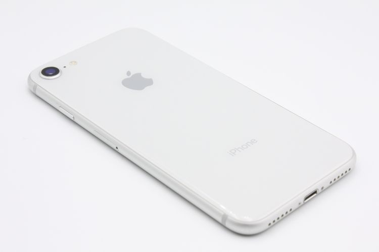 �������ò� iPhone8 64GB SIM���å�����Ѥ� ����С� B���
