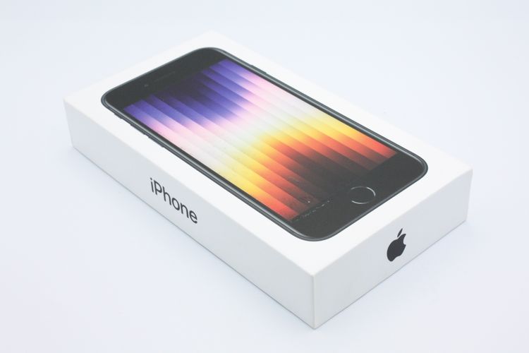 iPhoneSE ��3���� 64GB SIM�ե꡼ �ߥåɥʥ��� B���