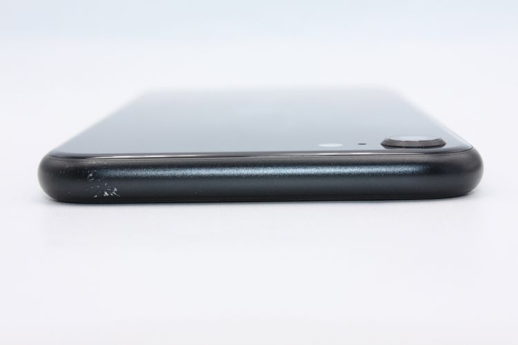 iPhoneSE ��3���� 64GB SIM�ե꡼ �ߥåɥʥ��� B���