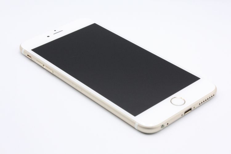 �������ò� iPhone6sPlus 16GB ������� SIM���å�����Ѥ� C���