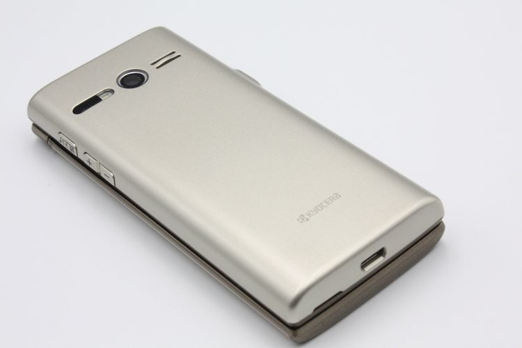 ���󤿤󥱡����� KYF38 �����ѥ󥴡���� SIM���å�����Ѥ�