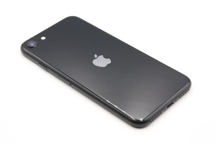 ���� iPhoneSE ��3���� 64GB SIM�ե꡼ �ߥåɥʥ��� A���