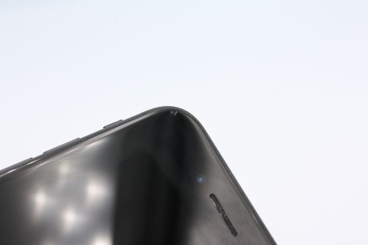 iPhoneSE ��2���� 64GB �֥�å� SIM���å�����Ѥ� C���