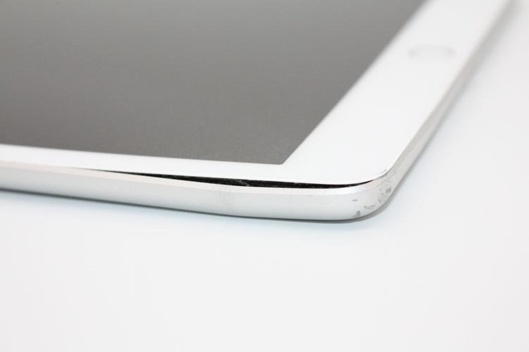 �������ò� iPad ��8���� 128GB Wi-Fi+Cellular��ǥ� ����С� J���