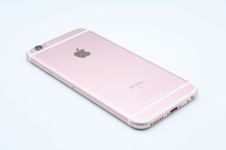 �������ò� �Хåƥ꡼�����ɹ�(99��) iPhone6s 16GB ������������� C���