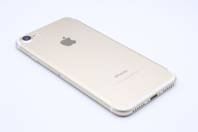 ���� �Хåƥ꡼�����ɹ�(95��) iPhone7 32GB ������� A���
