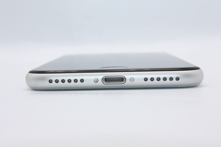 �Хåƥ꡼�����ɹ�(100%) iPhoneSE ��2���� 64GB �ۥ磻�� B���