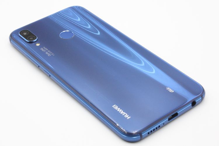 ���� HUAWEI P20 lite HWV32 ���饤��֥롼 SIM���å�����Ѥ�