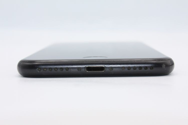 iPhoneSE ��2���� 64GB �֥�å� SIM���å�����Ѥ� C���