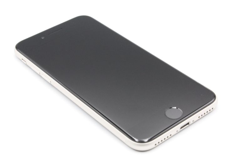 ����Ʊ���ʥХåƥ꡼�����ɹ�(98%) iPhoneSE ��3���� 64GB SIM�ե꡼