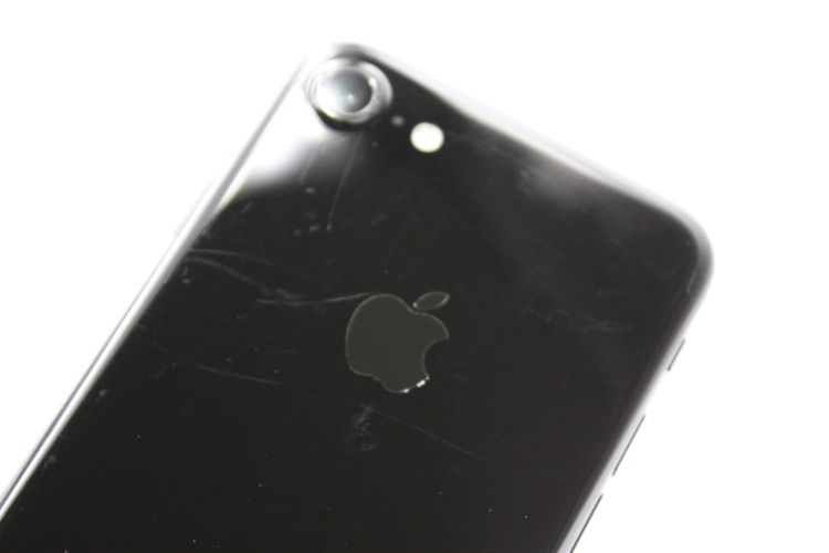 �������ò� iPhone7 128GB SIM���å�����Ѥ� �����åȥ֥�å� C���