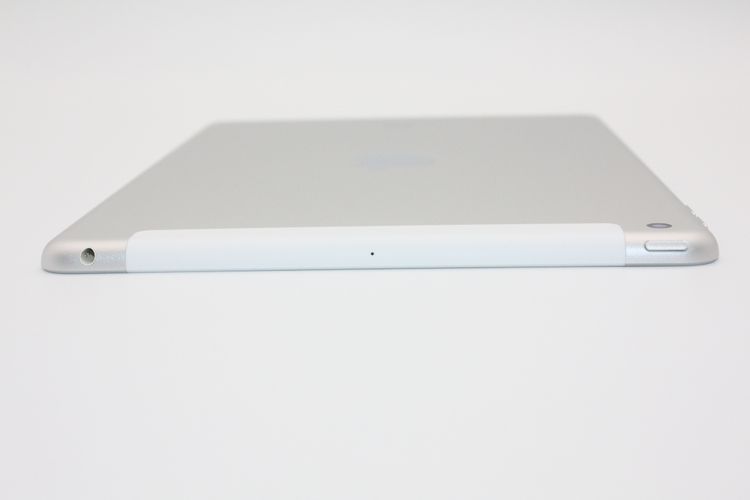 iPad ��5���� Wi-Fi+Cellular��ǥ� 32GB SIM���å�����Ѥ� A���