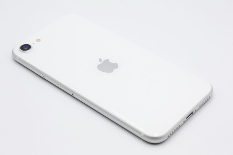 iPhoneSE ��2���� 64GB �ۥ磻�� SIM�ե꡼ B���