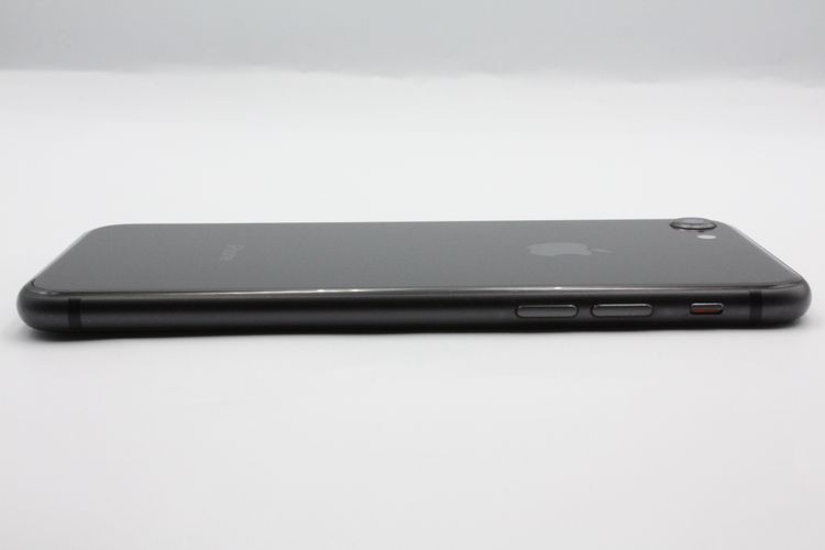 iPhone8 64GB SIM���å�����Ѥ� ���ڡ������쥤