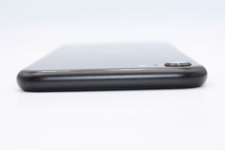 iPhoneSE ��2���� 64GB �֥�å� SIM���å�����Ѥ� B���