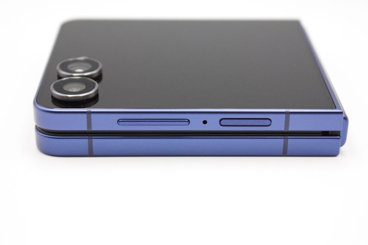 ���� Galaxy Z Flip7 256GB SCG35 au��SIM�ե꡼ �֥롼 ����ɥ�