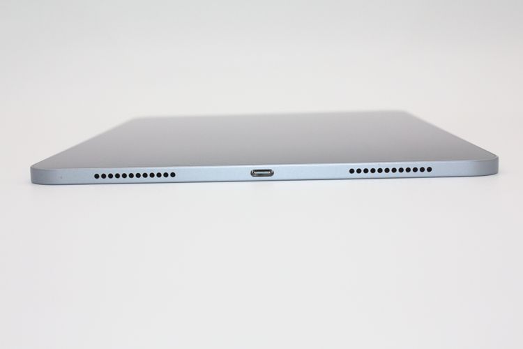 �������ò� iPad Air ��4���� 64GB Wi-Fi��ǥ� �������֥롼 B���