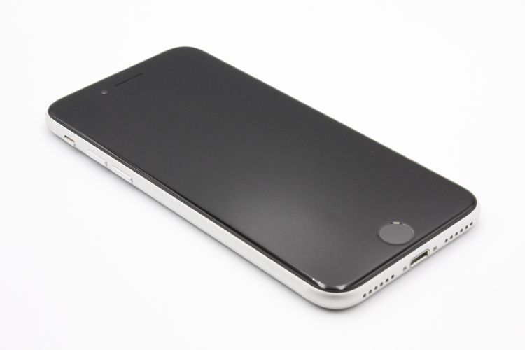 iPhoneSE ��2���� 64GB �ۥ磻�� SIM���å�����Ѥ� B���