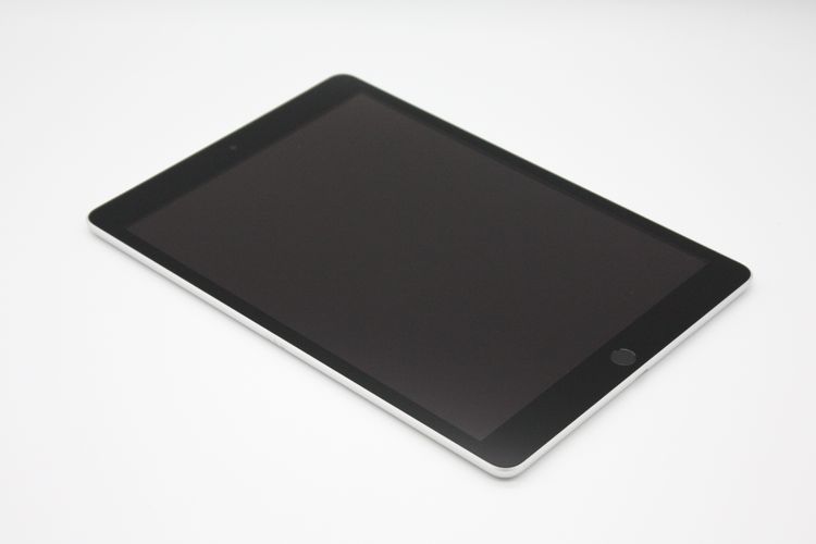 iPad ��9���� 64GB Wi-Fi + Cellular��ǥ� ����С� B���