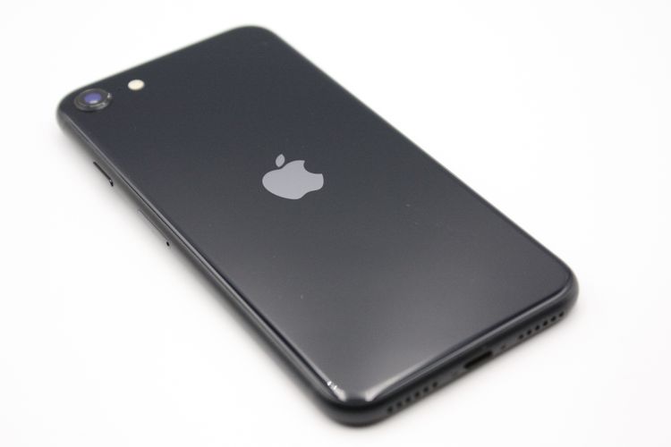 �Хåƥ꡼�ɹ�(94%) iPhoneSE ��3���� 64GB SIM�ե꡼