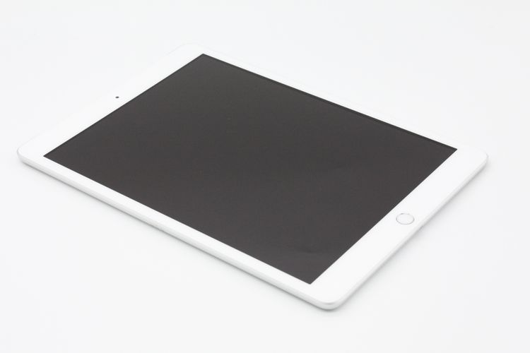 iPad ��7���� Wi-Fi+Cellular 32GB SIM�ե꡼ ����С� B���