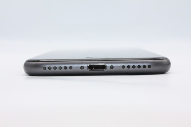 �������ò� iPhone8 64GB SIM���å�����Ѥ� ���ڡ������쥤 C���