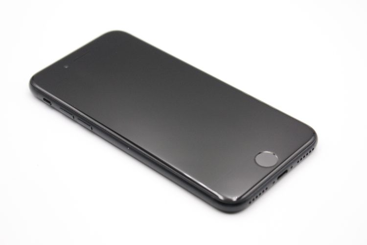 iPhoneSE ��3���� 64GB SIM�ե꡼ �ߥåɥʥ��� B���