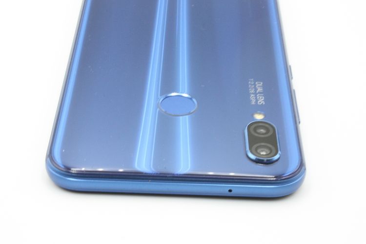 ���� HUAWEI P20 lite HWV32 ���饤��֥롼 SIM���å�����Ѥ�