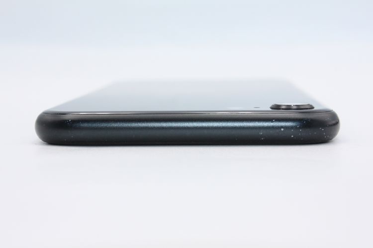 iPhoneSE ��3���� 64GB SIM�ե꡼ �ߥåɥʥ��� B���