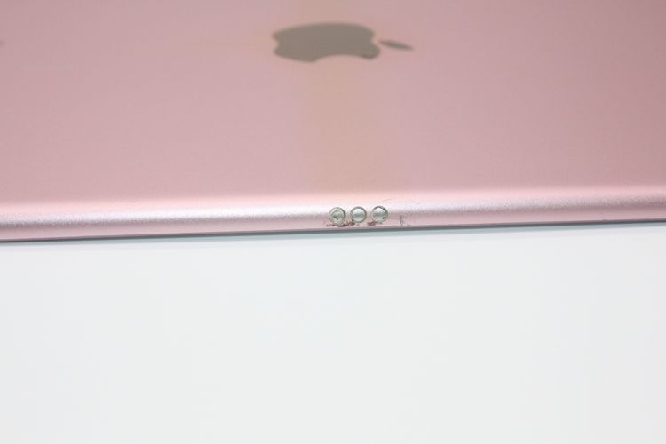 iPad Pro 9.7����� ��1���� 32GB Wi-Fi +Cellular