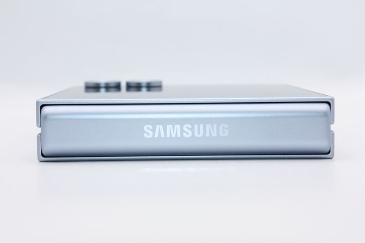 ���� Galaxy Z Flip6 SCG29 au��SIM�ե꡼�֥롼 A���