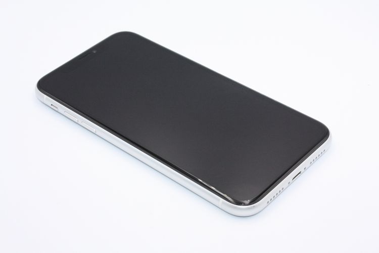 �������ò� iPhoneXR 64GB SIM���å�����Ѥ� �ۥ磻�� C���