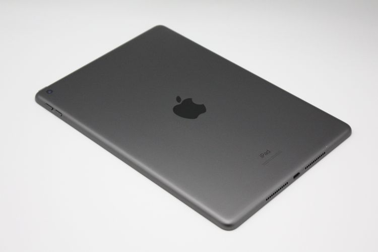 �������ò� iPad ��8���� 32GB Wi-Fi��ǥ� ���ڡ������쥤 B���