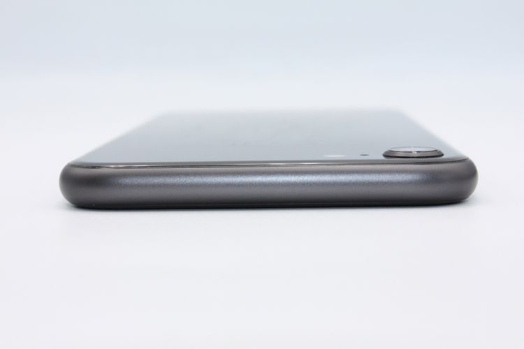 �������ò� iPhone8 64GB SIM���å�����Ѥ� ���ڡ������쥤 C���
