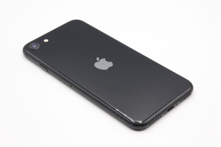 iPhoneSE ��3���� 64GB SIM�ե꡼ �ߥåɥʥ��� B���