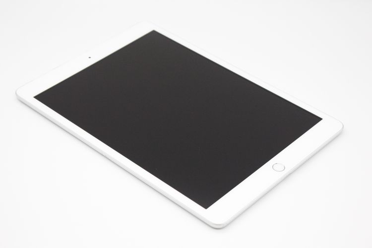 iPad ��8���� 128GB Wi-Fi+Cellular��ǥ� ����С� C���
