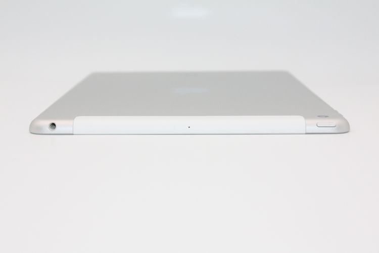 iPad ��7���� Wi-Fi+Cellular 32GB SIM�ե꡼ ����С� C���