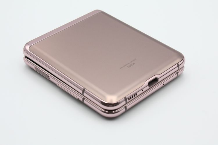 �������ò� ���� Galaxy Z Flip 5G SCG04 au �ߥ��ƥ��å��֥��� A���