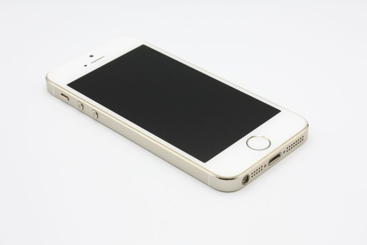 �������ò� iPhone5s 16GB au ������� B���