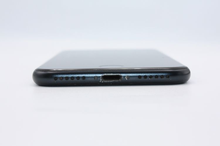 iPhoneSE ��3���� 64GB SIM�ե꡼ �ߥåɥʥ��� C���