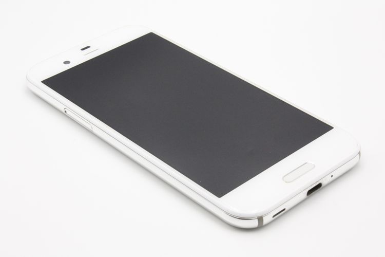 AQUOS R SHV39 �ۥ磻�� B���