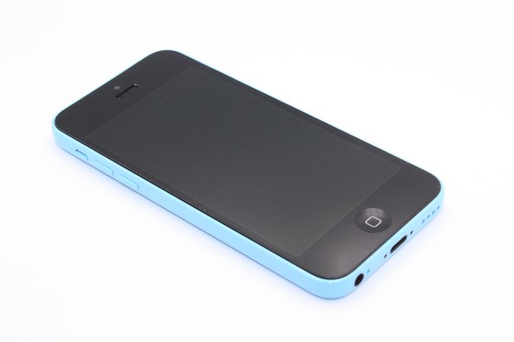 iPhone 5c 16GB au �֥롼 B���