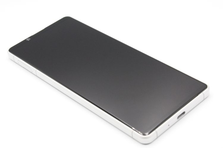 Xperia 1 II SOG01 �ۥ磻�� SIM���å�����Ѥ� B���