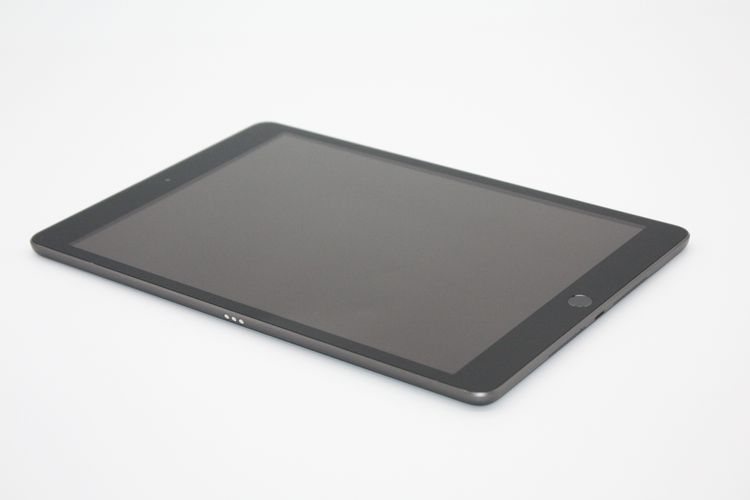 iPad ��7���� Wi-Fi��ǥ� 32GB ���ڡ������쥤 C���