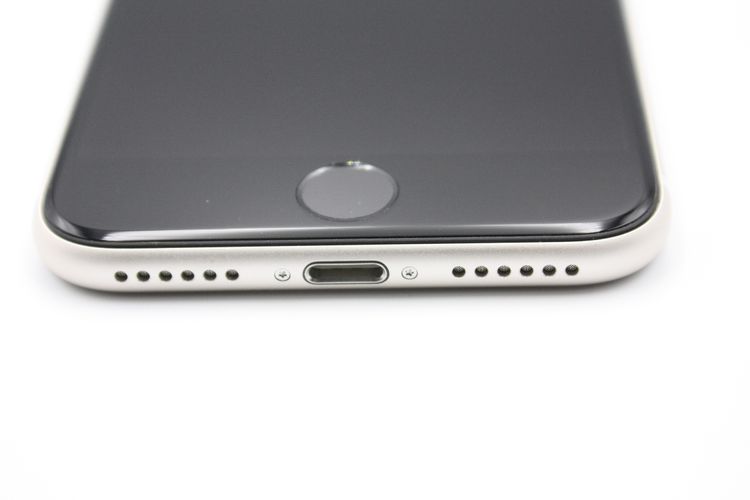 �Хåƥ꡼�����ɹ�(97%) iPhone SE ��3���� 64GB