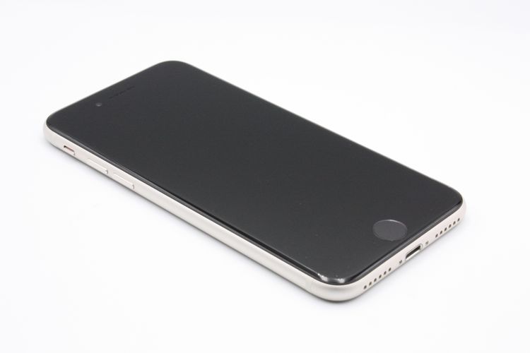 iPhoneSE ��3���� 64GB SIM�ե꡼ �������饤�� C���